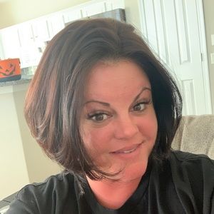 Meet your Posher, Traci